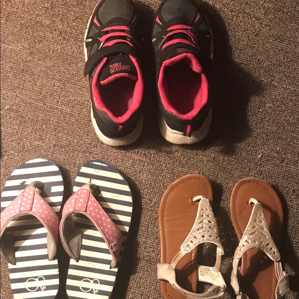 Toddler size 11-12 shoes
